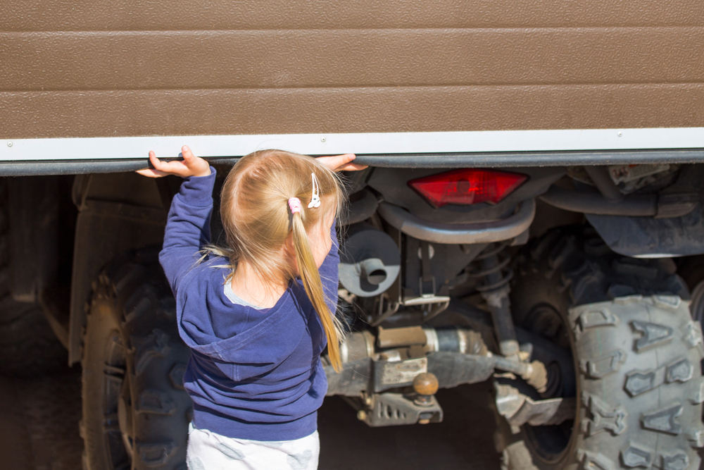 3 Easy Tips for How You Can Make Your Garage Door Childproof